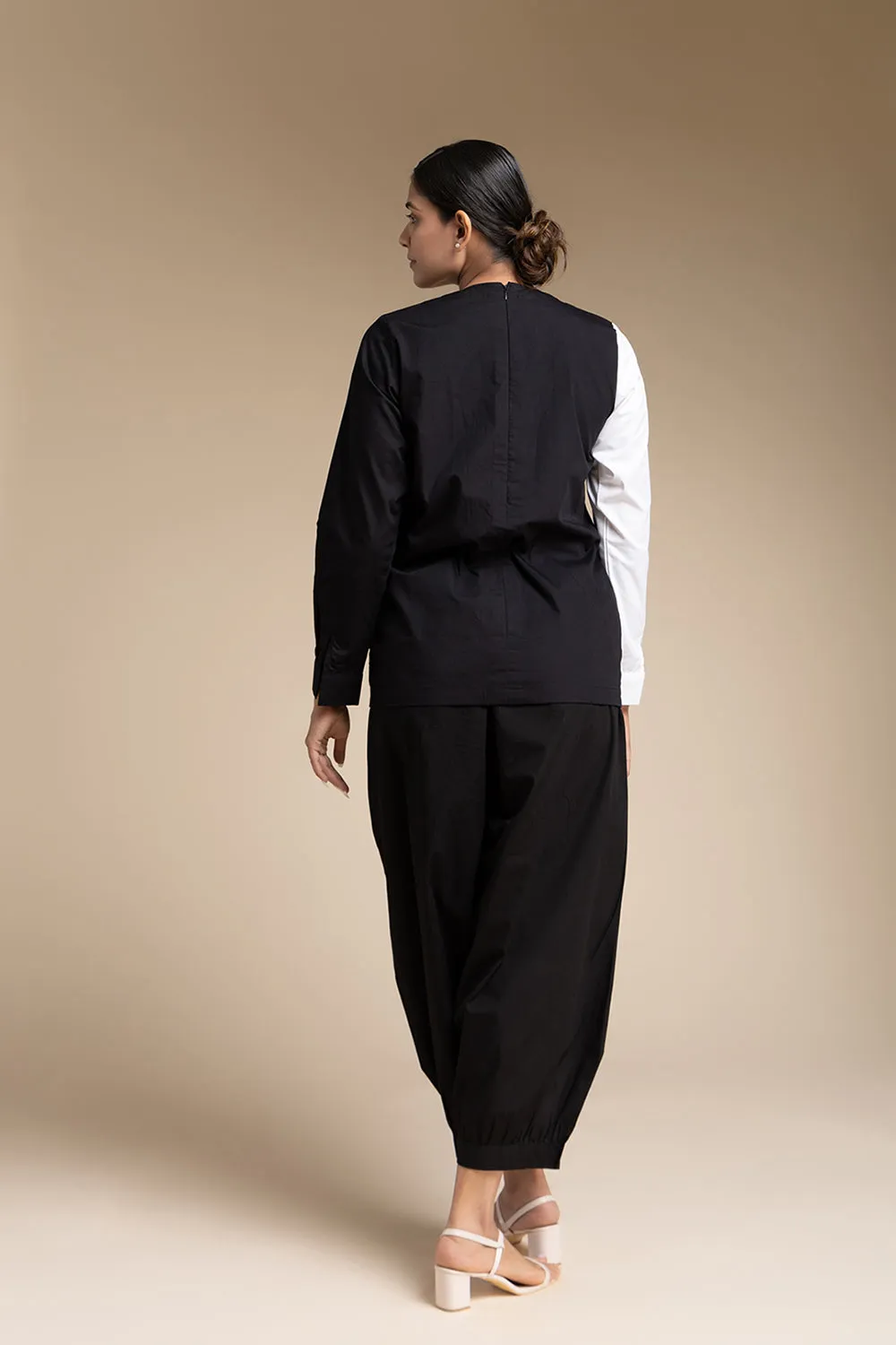 Alphabetic Shift Top Set - Black & White