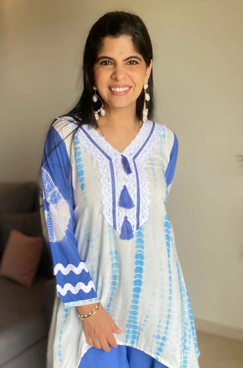 LEHER-  Blue Tie & dye Two Piece Handkerchief Cut Set